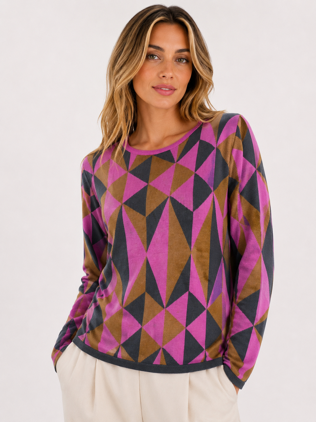 MAGLIA INCASTRI