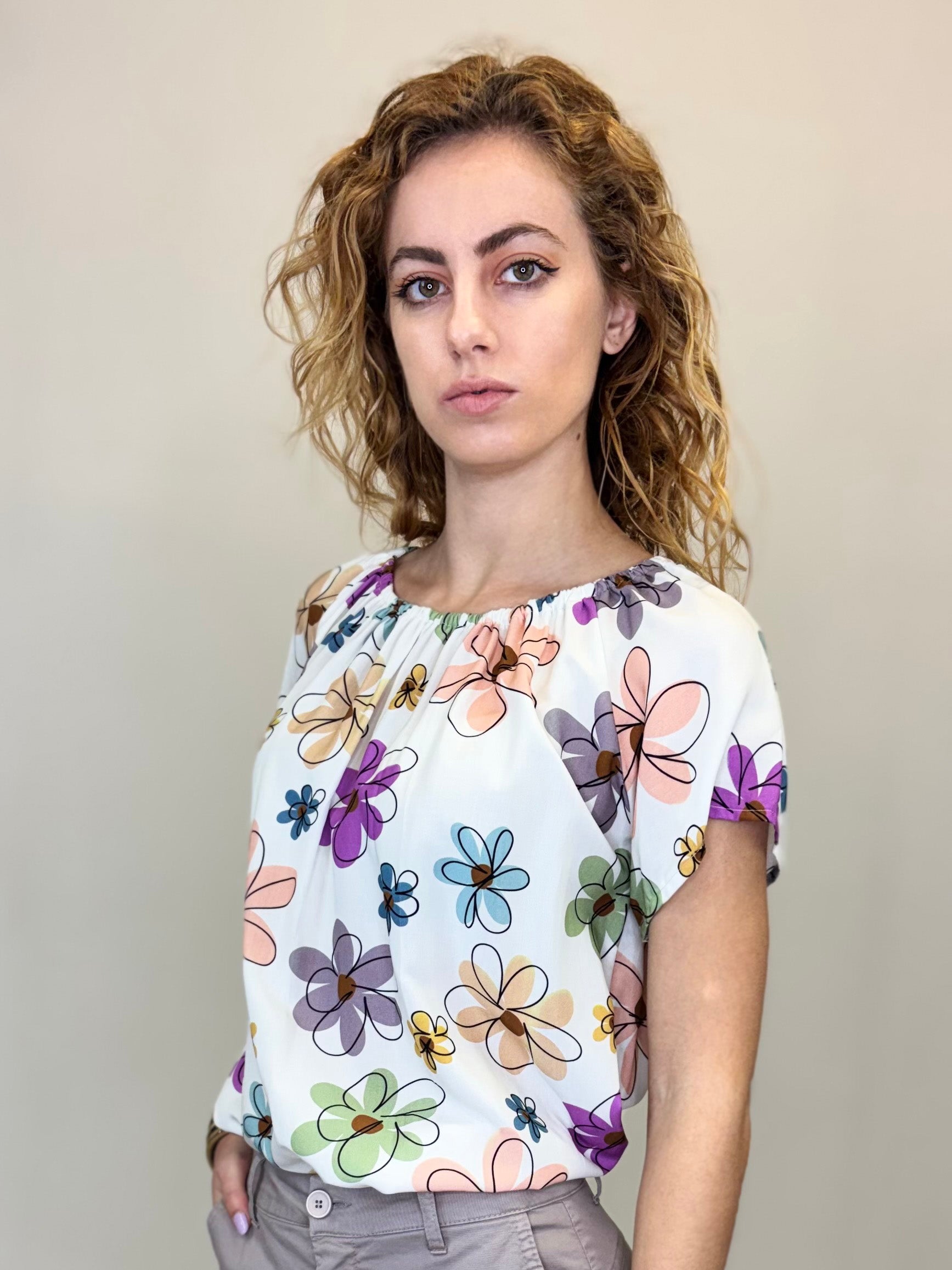 BLUSA MANICHE CORTE STAMPA MARGHERITE